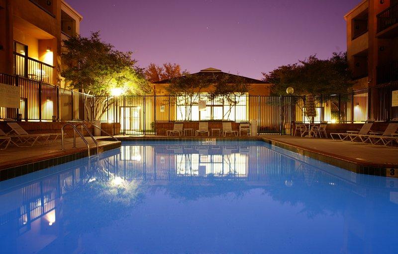 Country Inn & Suites By Radisson, Dallas-Love Field المظهر الخارجي الصورة